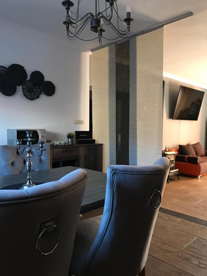 Eden Apartman Algyo ภายนอก รูปภาพ